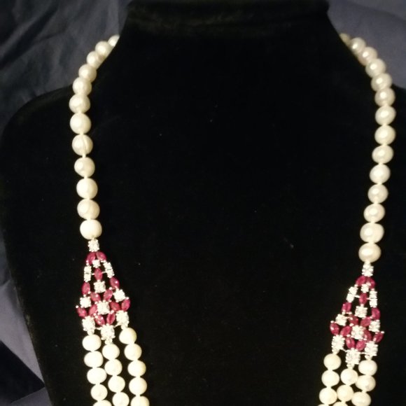 Signed Oscar de la Renta Pearl/Crystal Necklace